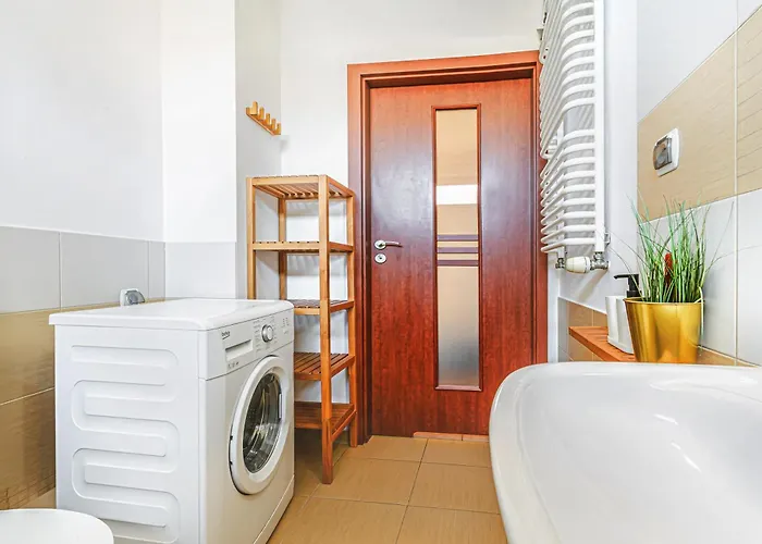 Komfort Parking Balkon Apartment